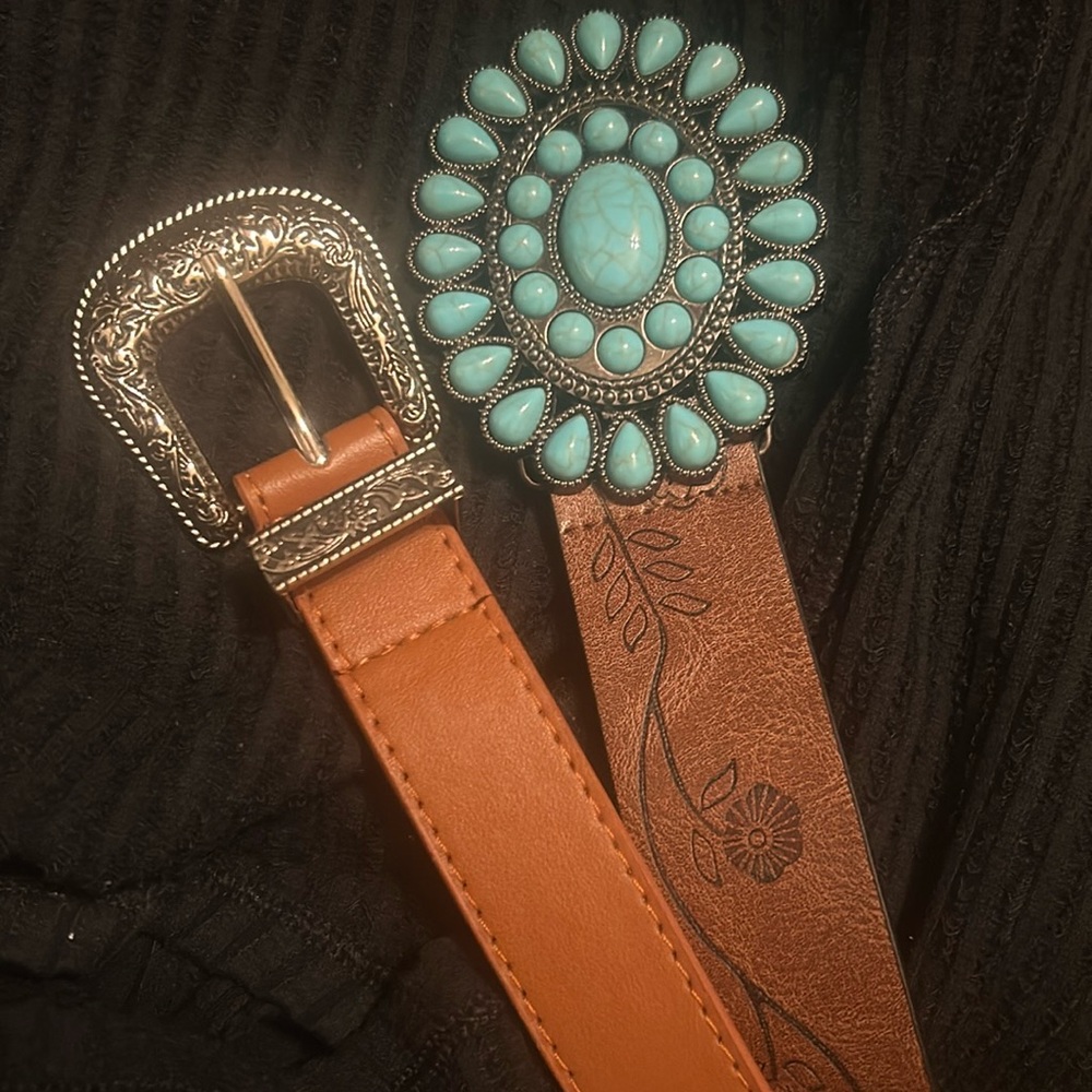 **FINAL MARKDOWN **FAUX Leather Western Cowgirl Style Design